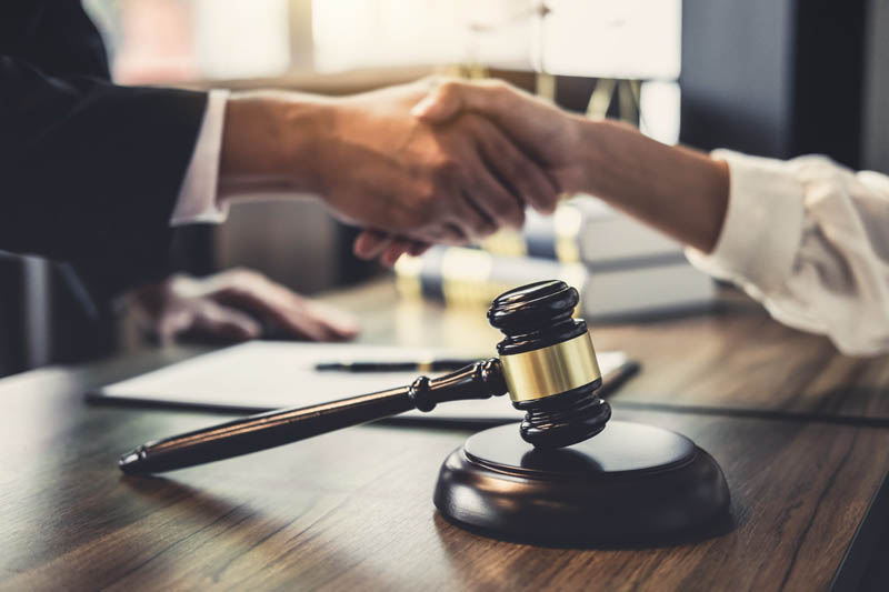 Judge and gavel showing how APS and the courts work side by side to help vulernable adults in Texas.