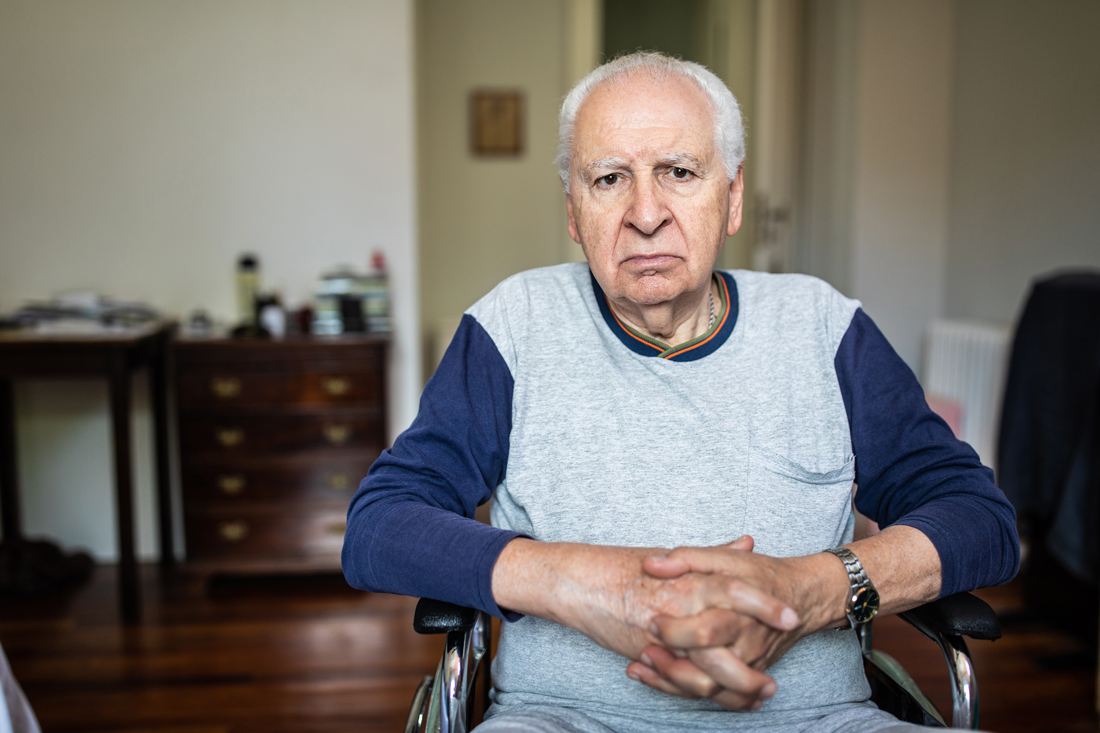 La historia de explotación financiera de Larry