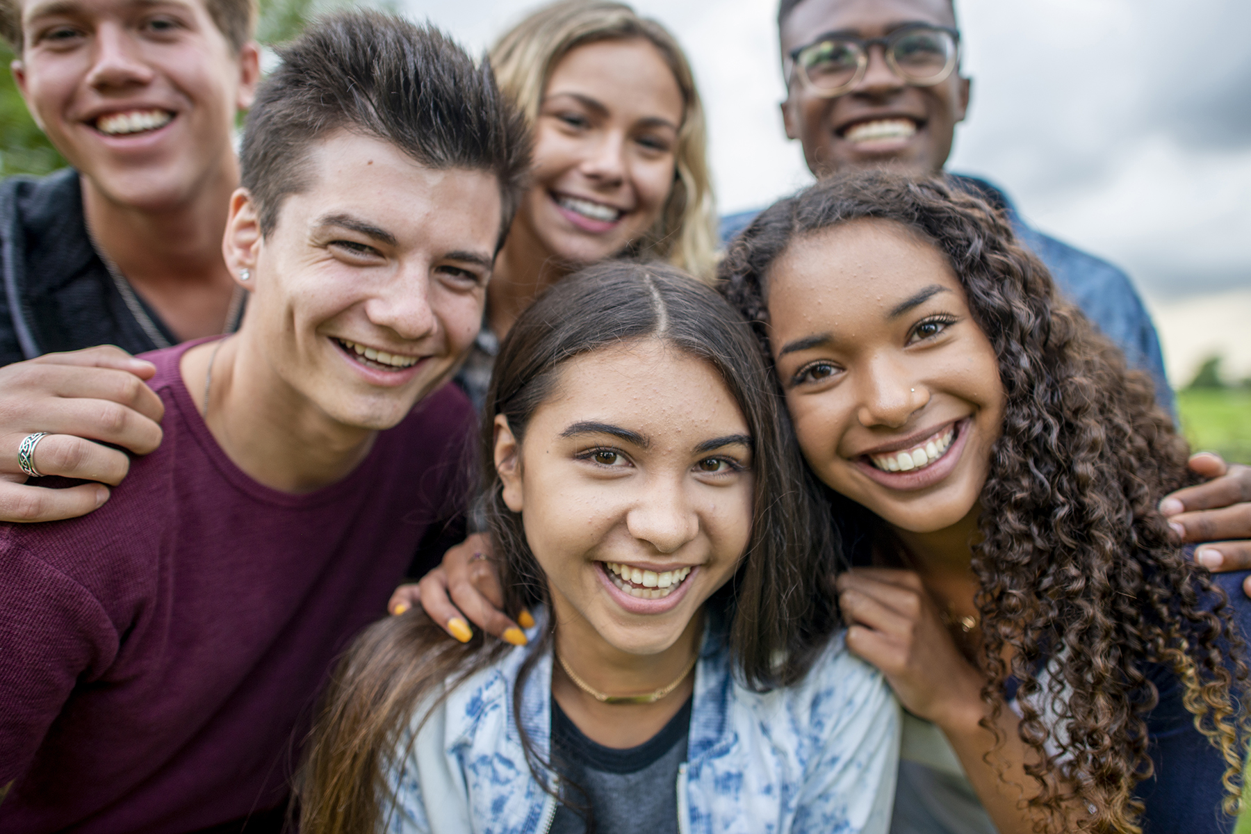 Group of smiling teens